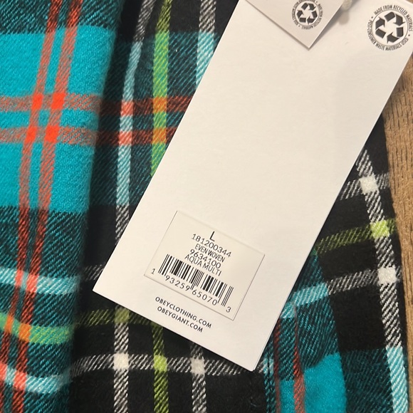 OBEY plaid shirt. Thick organic cotton. Great color pattern - Picture 3 of 6